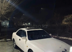Toyota Camry 1993 года