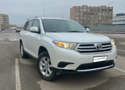 Toyota Highlander 2011 года