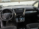 Toyota Alphard 2017 года