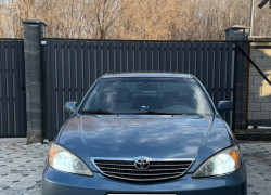 Toyota Camry 2002 года