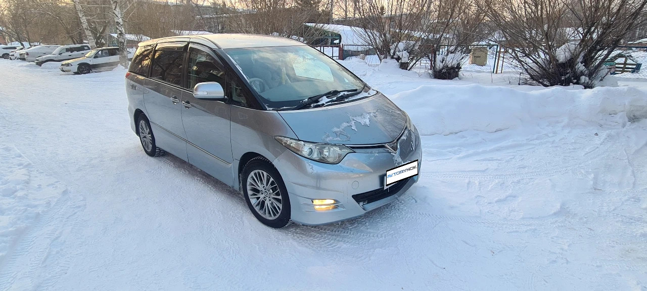 Toyota Estima, 2008