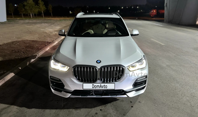 BMW X5 2019 года