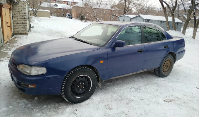 Toyota Camry 1992 года