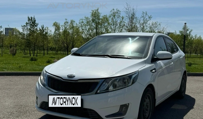 Kia Rio 2014 года