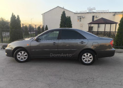 Toyota Camry 2002 года