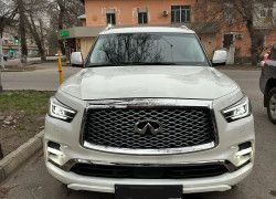 Infiniti QX80 2021 года