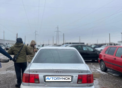 Audi 100 1992 года