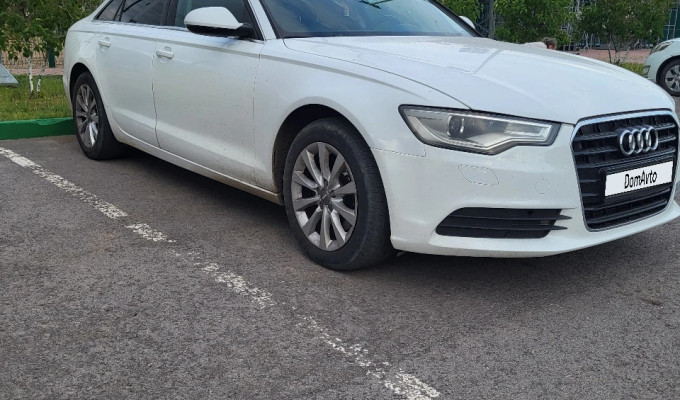 Audi A6 2012 года