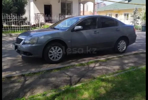 Mitsubishi Galant 2009 года