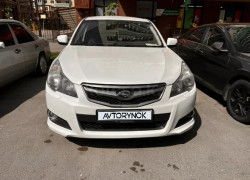 Subaru Legacy 2012 года