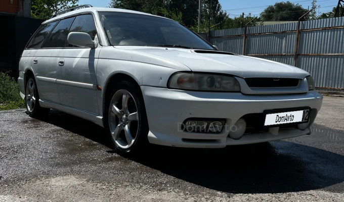 Subaru Legacy 1996 года