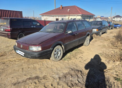 Volkswagen Passat 1992 года