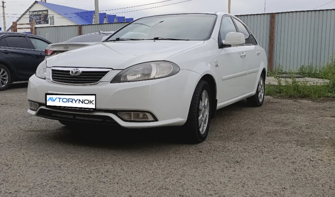 Daewoo Gentra 2014 года