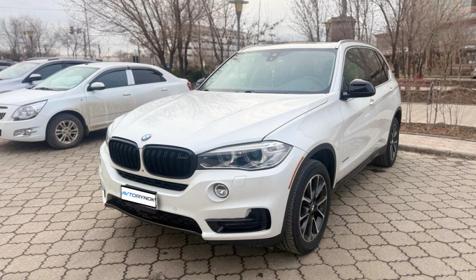 BMW X5 2017 года