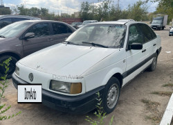 Volkswagen Passat 1990 года