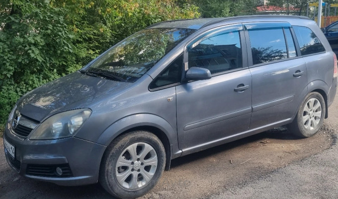 Opel Zafira 2006 года