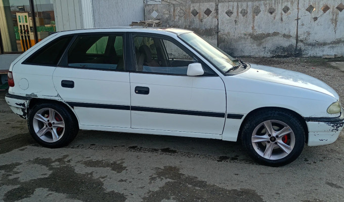 Opel Astra 1992 года