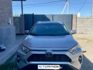 Toyota RAV4 2020 года