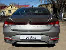Hyundai Elantra 2022 года