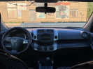 Toyota RAV4 2011 года