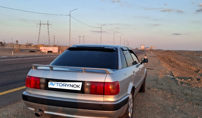 Audi 80 1992 года