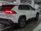 Toyota RAV4 2021 года