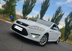 Ford Mondeo 2010 года