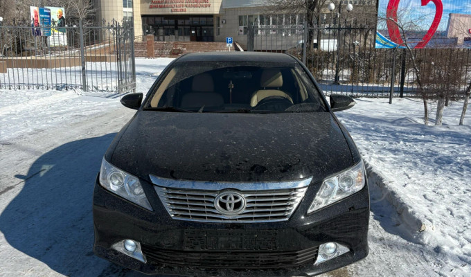 Toyota Camry 2014 года