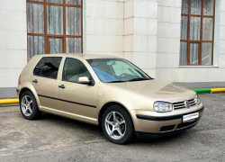Volkswagen Golf 2001 года