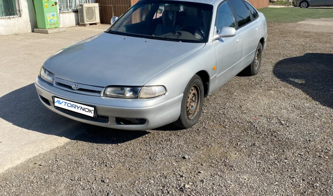 Mazda 626 1992 года