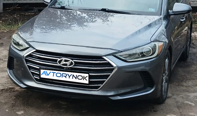 Hyundai Elantra 2018 года