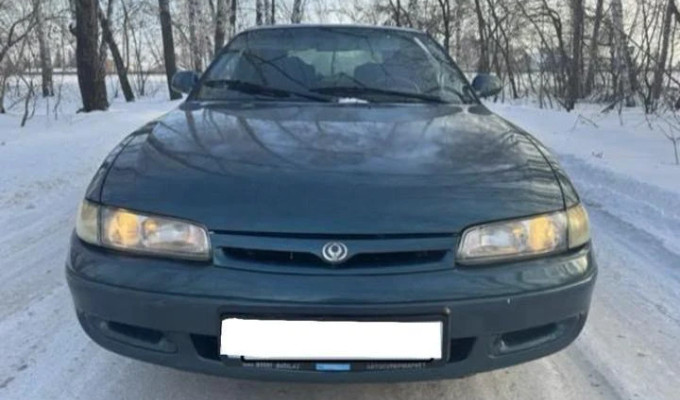 Mazda 626 1993 года