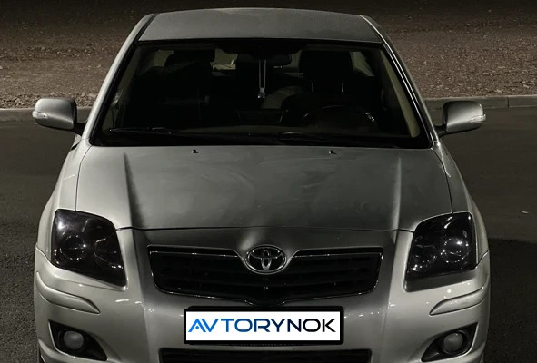 Toyota Avensis 2007 года