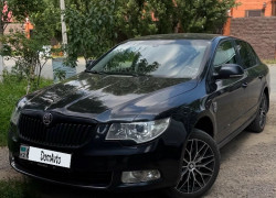 Skoda Superb 2012 года