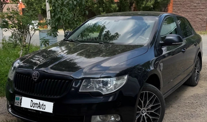 Skoda Superb 2012 года