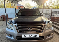 Lexus LX 2010 года