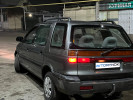 Mitsubishi Space Wagon 1995 года