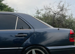 Mercedes-Benz C-Класс 1995 года