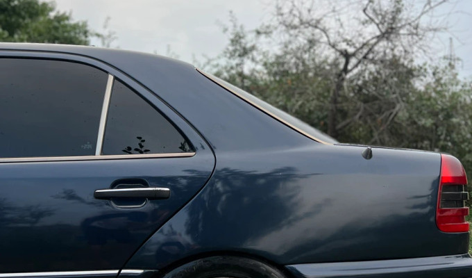 Mercedes-Benz C-Класс 1995 года