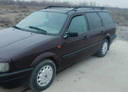 Volkswagen Passat 1993 года