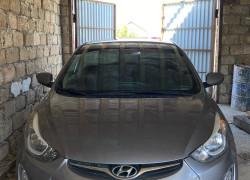 Hyundai Elantra 2015 года