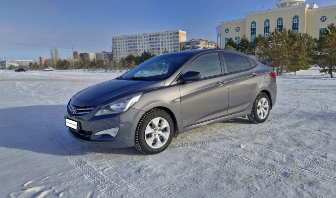 Hyundai Accent 2015 года