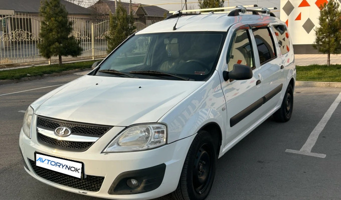 ВАЗ (Lada) Largus 2017 года