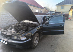 BMW 7 серия 1997 года