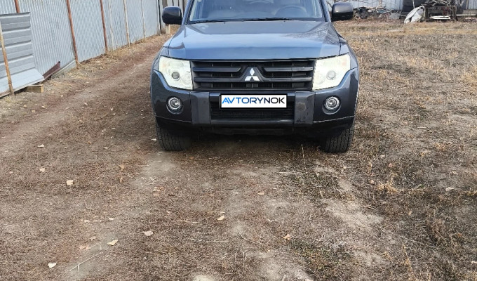 Mitsubishi Pajero 2008 года