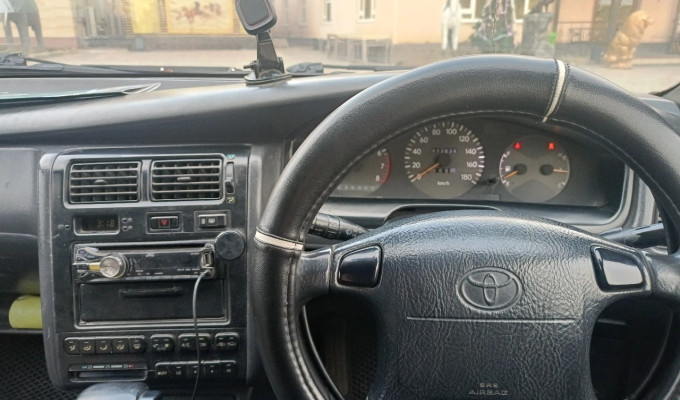 Toyota Corona 1994 года