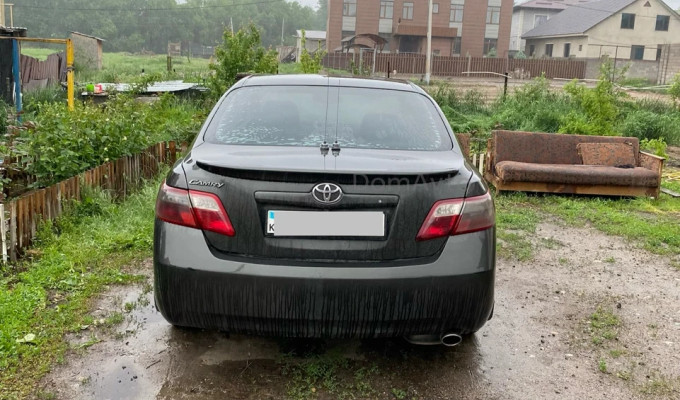 Toyota Camry 2006 года