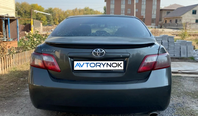 Toyota Camry 2006 года