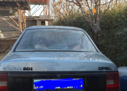 Opel Vectra 1989 года
