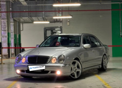 Mercedes-Benz E-Класс 2002 года